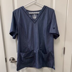 Adar Pro XL Scrub Top in Denim Blue with V-Neck + Front Pockets